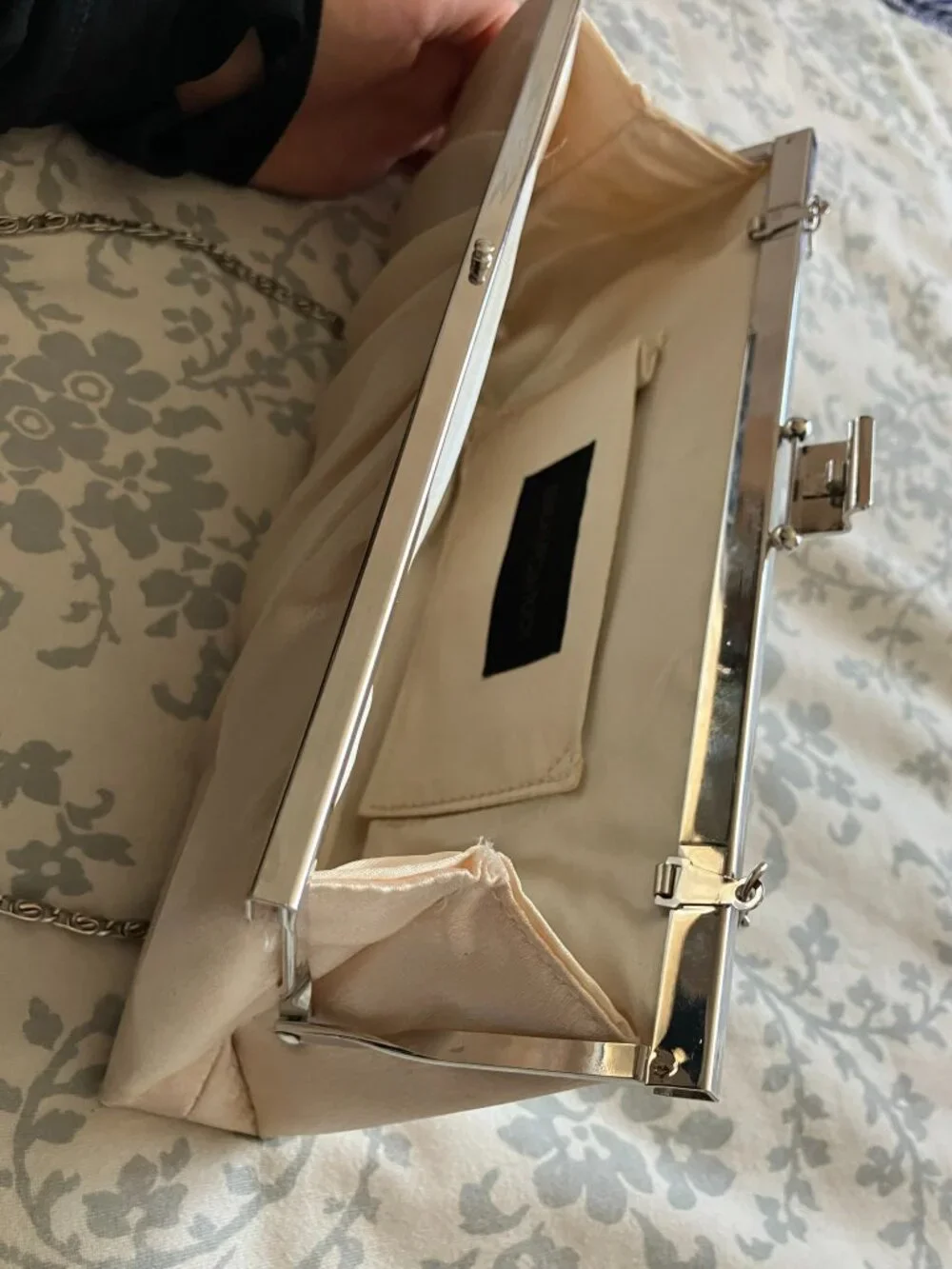 Jessica McClintock Pleated Clutch - Champagne